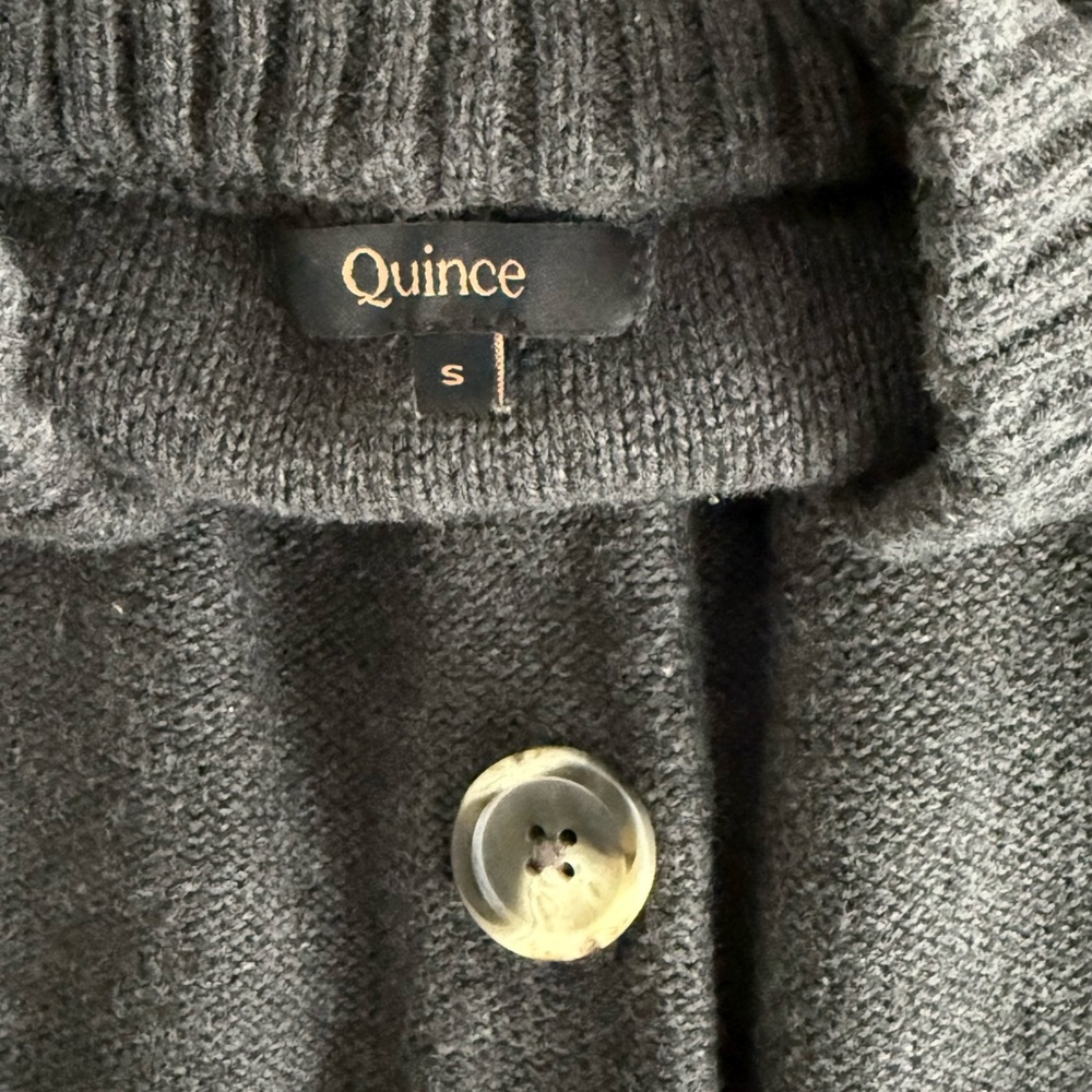 QUINCE || 100% Organic Cotton Charcoal Cropped Cardigan. Sz. S - Picture 10 of 15
